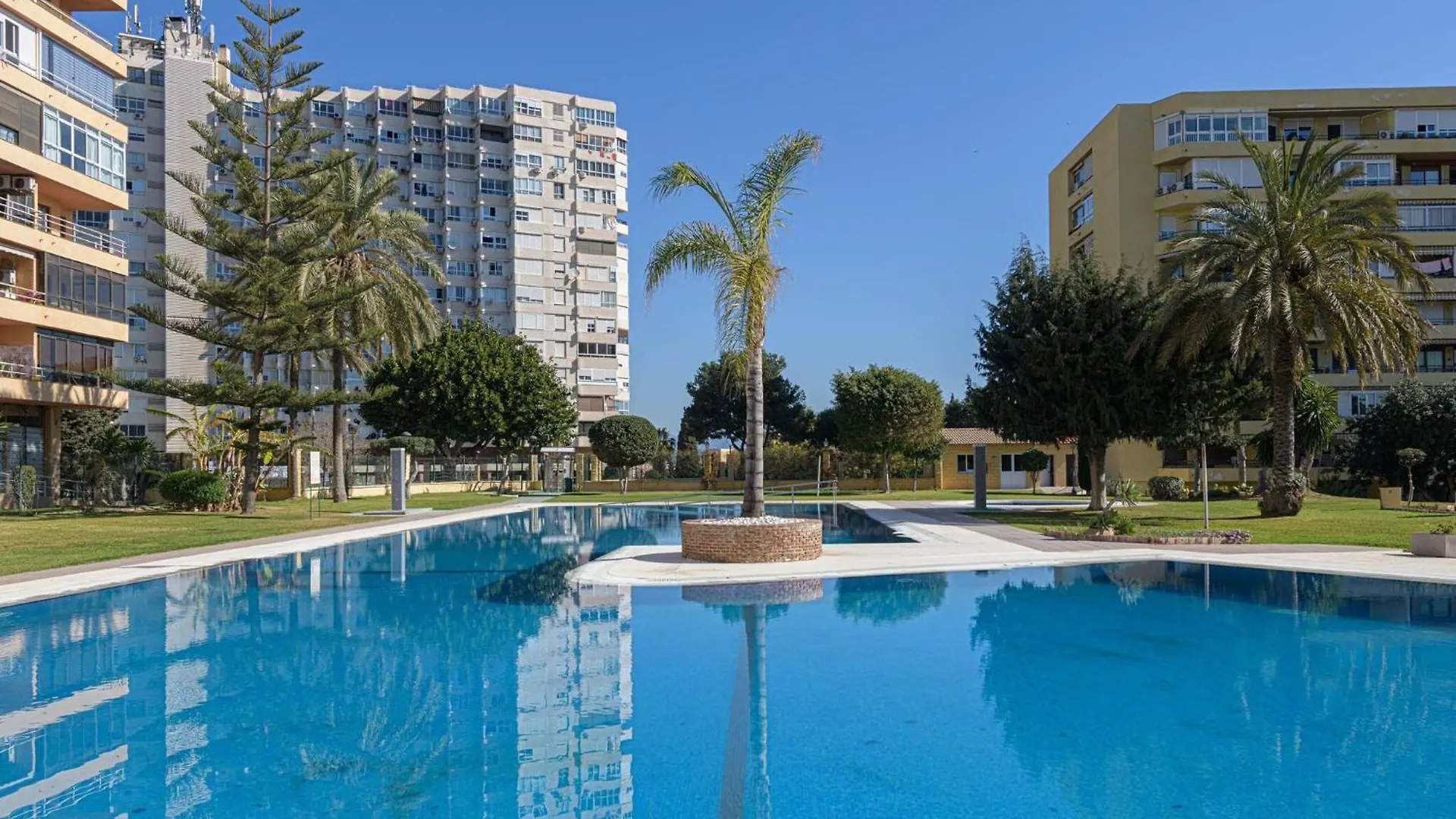 Estudio La Colina - Apartment In Torremolinos 0*,  Spain